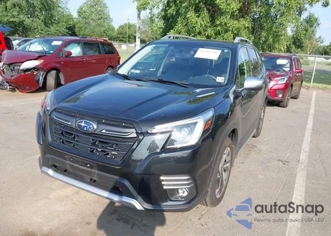 2024 Subaru Forester Touring z USA, uszkodzony, nr VIN JF2SKAMC9RH487146